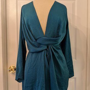 Missguided Emerald Satiny Plunge Mini Dress with Long Sleeves US 4/UK 8/EU 36
